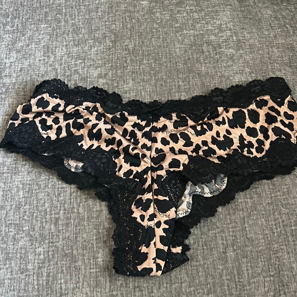 Cheeky Cheetah Victoria Secret M